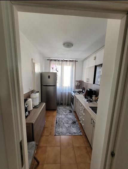 Apartament cu 3 camere decomandat în 1 Decembrie 1918
