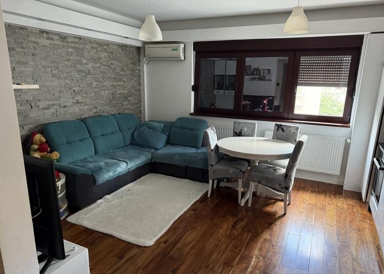 Apartament cu 2 camere semidecomandat, mobilat în Cișmigiu