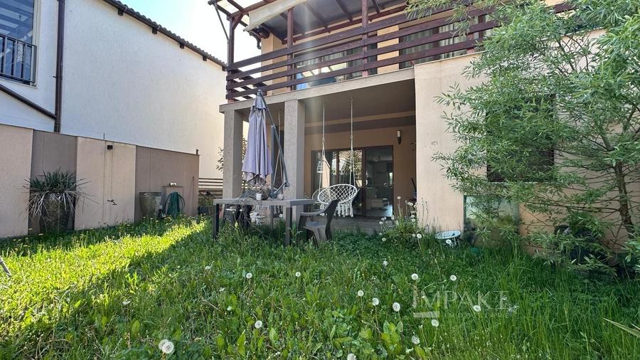Duplex cu 4 camere cu Canalizare în Florești