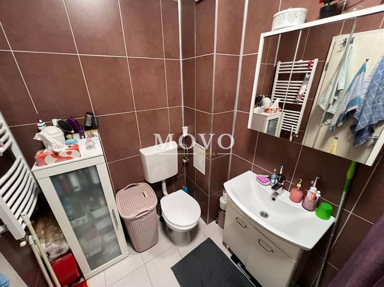 Apartament cu 2 camere decomandat, mobilat în Fratelia