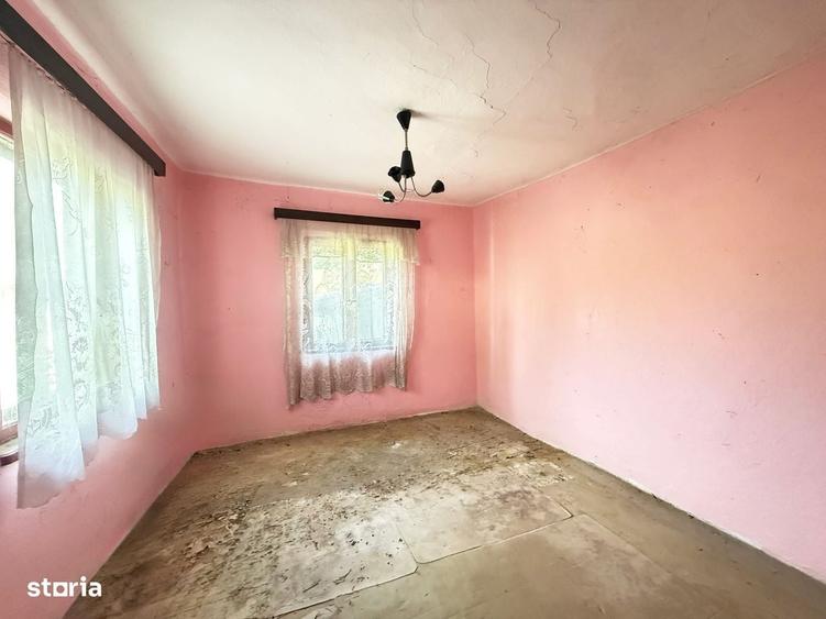 Casă cu 2 camere în Rahova
