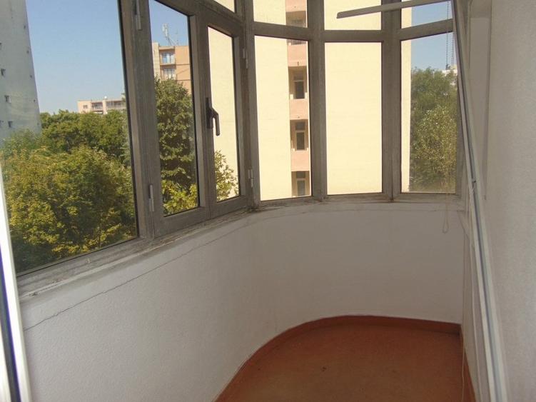 Unirii - Naturalia - Alba Iulia, apartament 2 camere, stradal, nemobilat, et 2/8 - 10