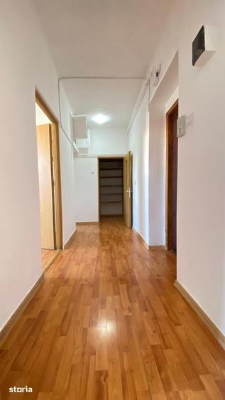 Apartament 2 camere, curte, Tractorul, Bra?ov - 1