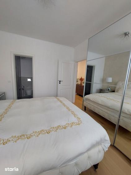 Casă cu 4 camere cu Teren 450 Mp în Central