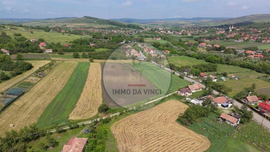 Teren de 2100 mp, în Borșa