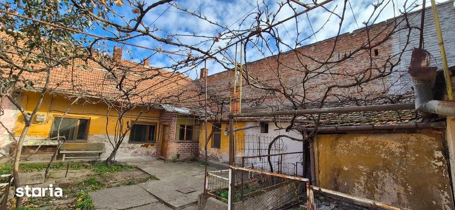 Apartament cu 2 camere în Pârneava