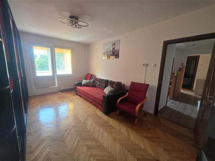 Apartament cu 2 camere decomandat în Unirii