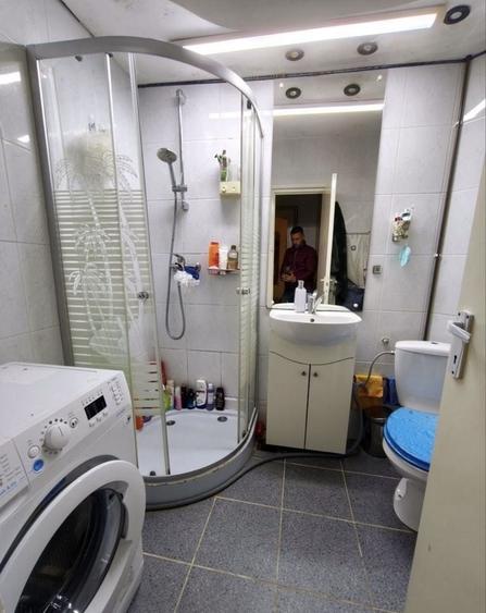 Apartament cu 3 camere decomandat în Cornișa