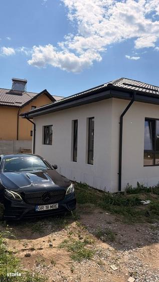 Casă cu 3 camere în Central