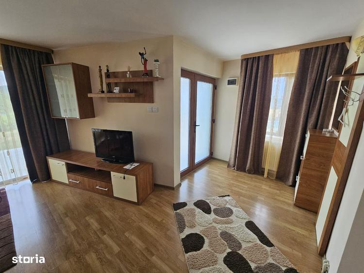 Casă cu 4 camere în Curtea de Argeș