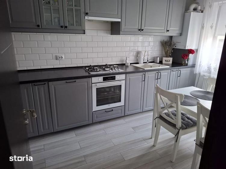 Casă cu 4 camere cu Teren 100 Mp în Clinceni
