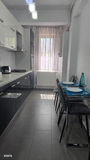 Inchiriere apartament 2 camere decomandat, parcare subterana - 12
