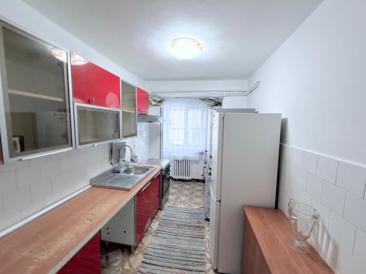 Apartament cu 4 camere în Ultracentral