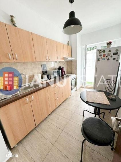 Piata Unirii 5` Metrou Centrul Vechi Ultracentral Renovat Spatios - 3