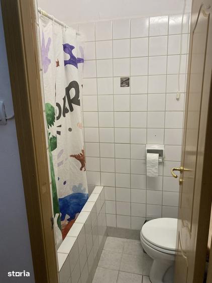 Garsonieră decomandată în Podu Roș