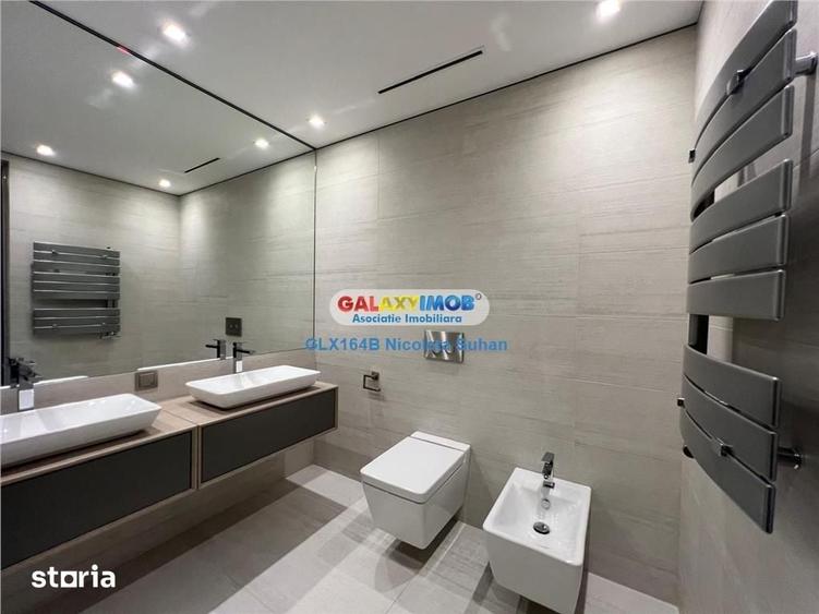 Apartament cu 5 camere decomandat în Primăverii