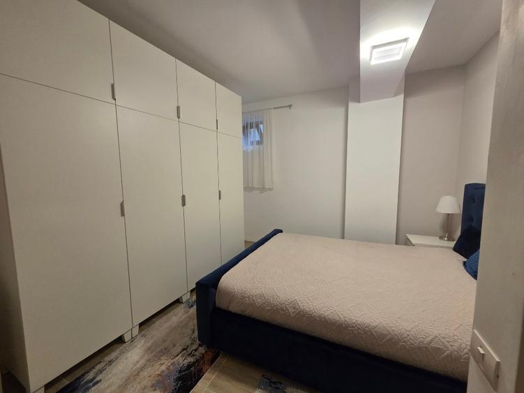 Apartament cu 3 camere decomandat în Energia