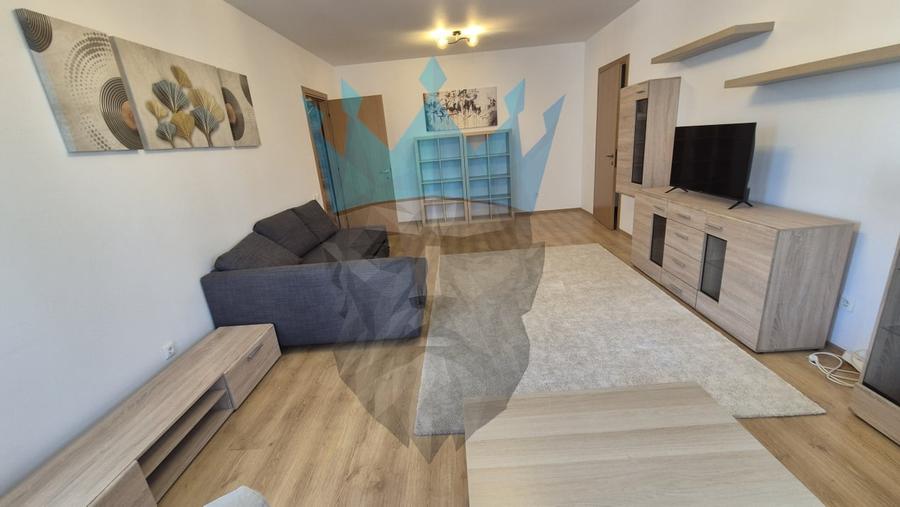 Apartament cu 2 camere semidecomandat, mobilat în Politehnica