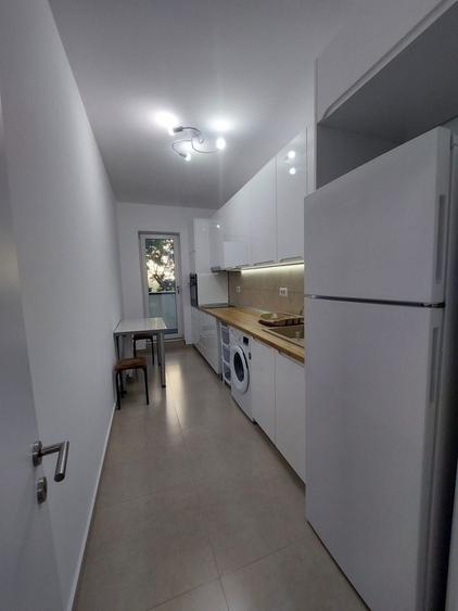 Apartament cu 2 camere decomandat în Militari
