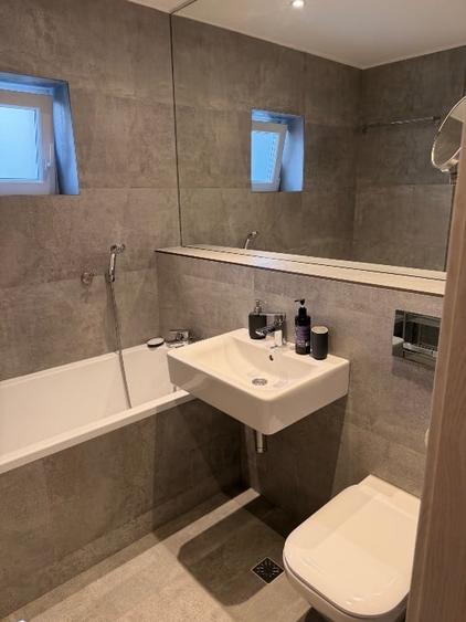 Apartament cu 3 camere circular, mobilat în Unirii