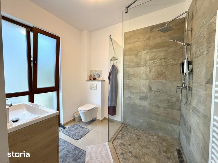 Casa tip triplex de 4 camere si 2 bai in centrul Dumbravitei ! - 5
