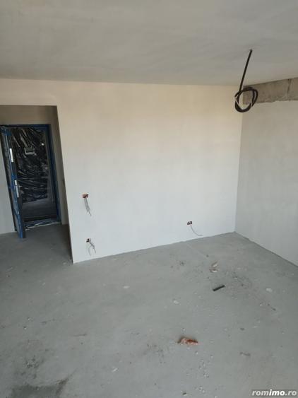 Casă cu 1 camere decomandat în Central