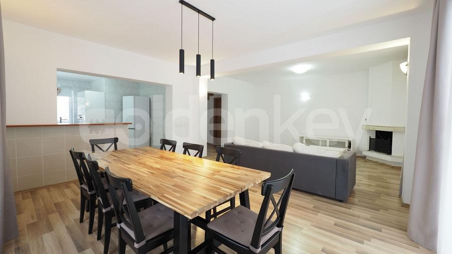 Duplex cu 4 camere cu Canalizare în Iancu Nicolae