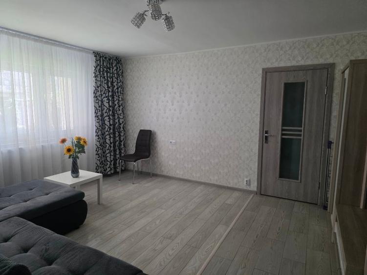Apartament cu 2 camere semidecomandat, mobilat în Ultracentral