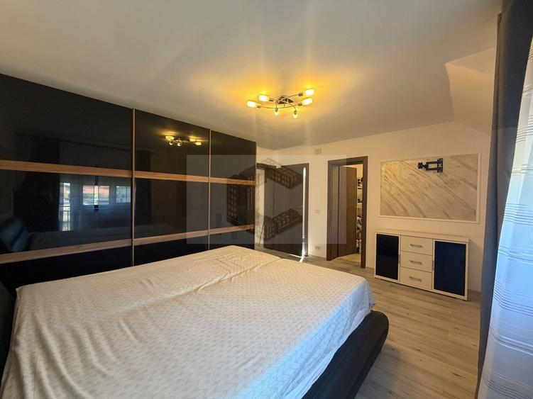 Duplex cu 5 camere cu Canalizare în Dumbrăvița