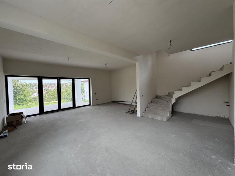 Casă cu 4 camere cu Teren 873 Mp în Feleacu