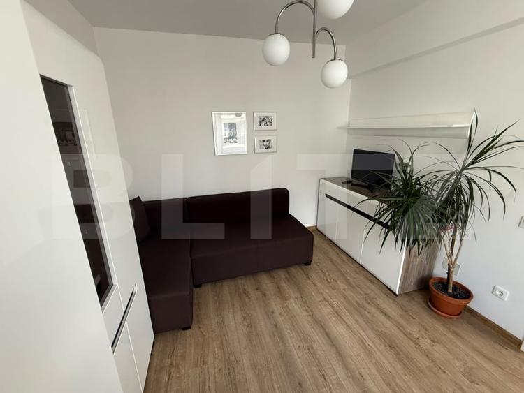 Apartament cu 3 camere decomandat, mobilat în Baciu