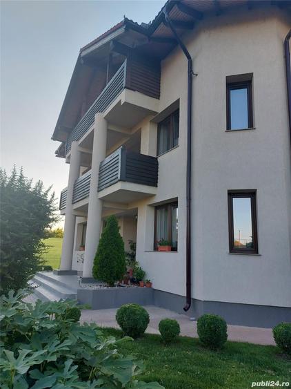 Casă cu 6 camere cu Teren 2000 Mp în Cazasu