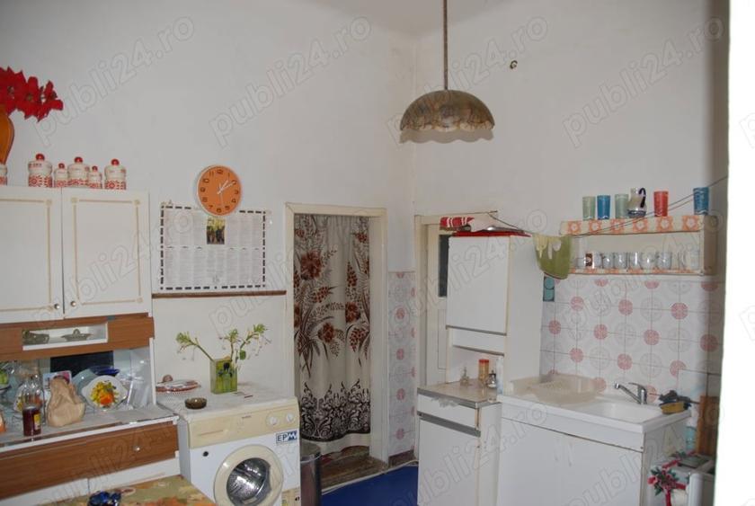 Vand-Schimb Casa zona centrala (Str. Traian), teren 2425 m2, Turda - 2