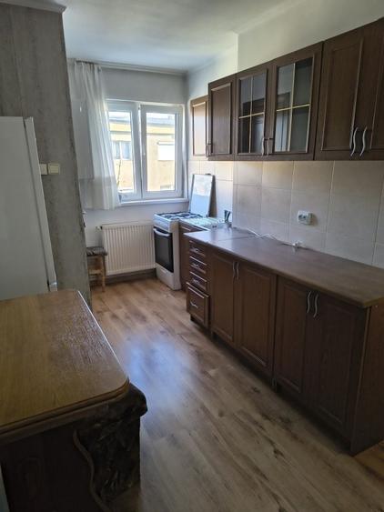 Apartament cu 2 camere nedecomandat în Central