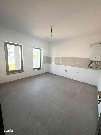 Casă cu 3 camere cu Teren 400 Mp în Hemeiuș