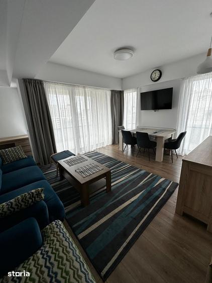 Apartament cu 4 camere decomandat în Centrul Civic