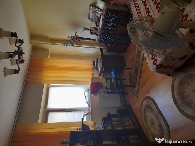 Garsonieră decomandată în Exterior Vest
