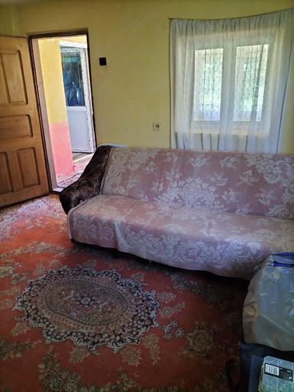 Casă cu 3 camere cu Teren 900 Mp în Gâlcești