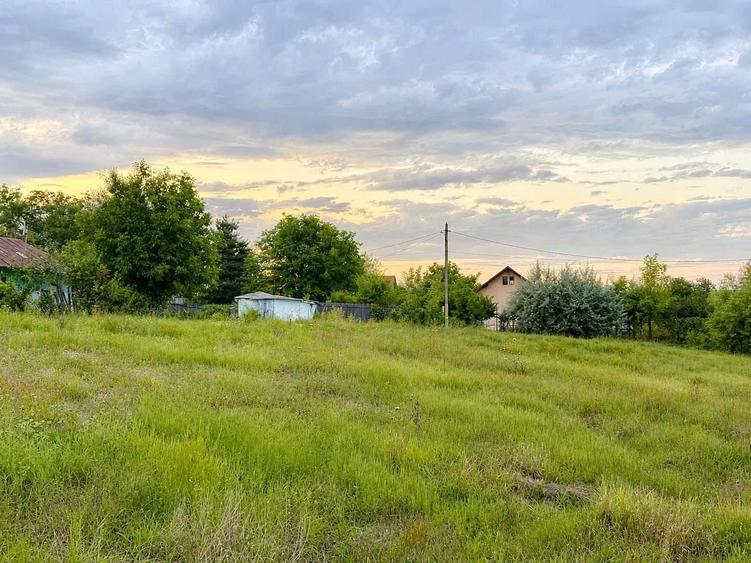 Teren intravilan de 3200 mp, în Central