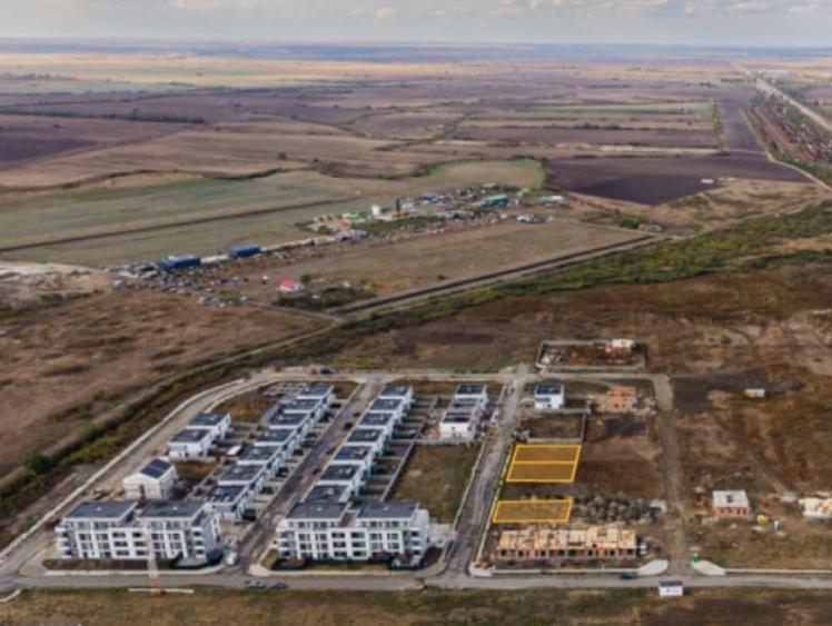 Teren  Mehala - 440 mp, cu autorizatie duplex, strada asfaltata,, Comision 0 - 15
