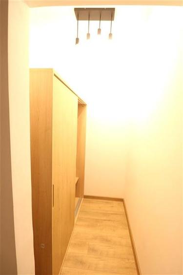 Apartament cu 2 camere decomandat, mobilat în Torontalului