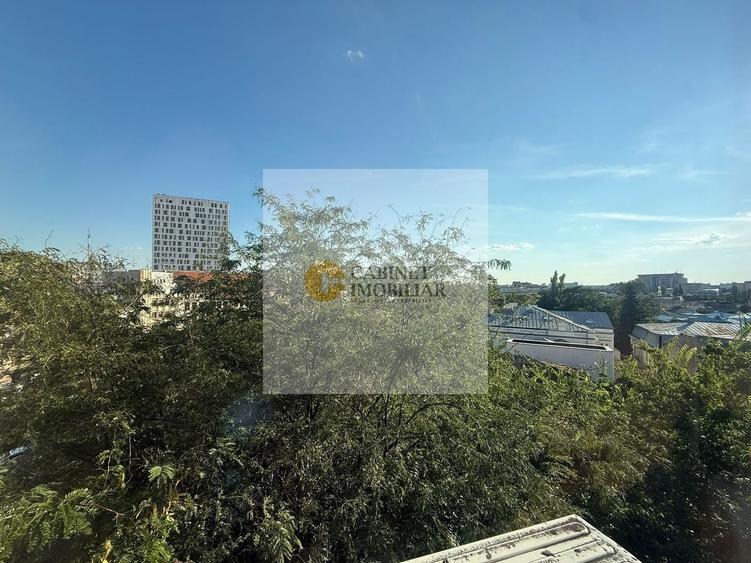 Apartament cu 2 camere semidecomandat, mobilat în Calea Victoriei