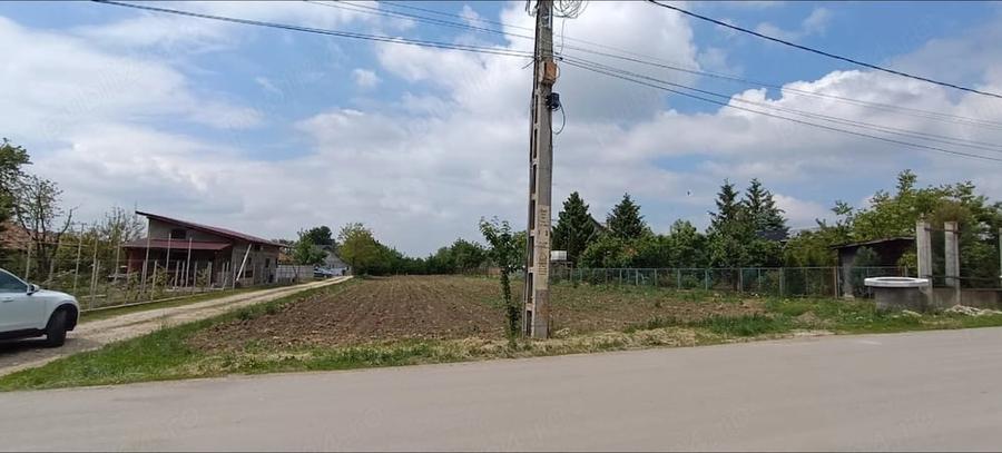 Teren de 2000 mp, în Cătămărești