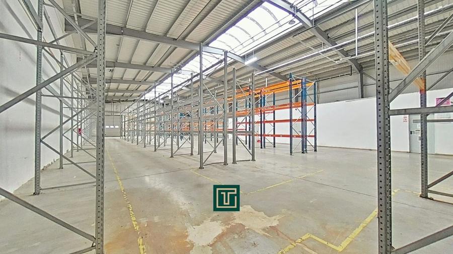 Spațiu industrial, de 730 mp, în Exterior Sud
