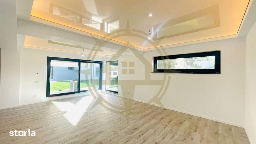 Casă cu 5 camere cu Teren 490 Mp în Corbeanca