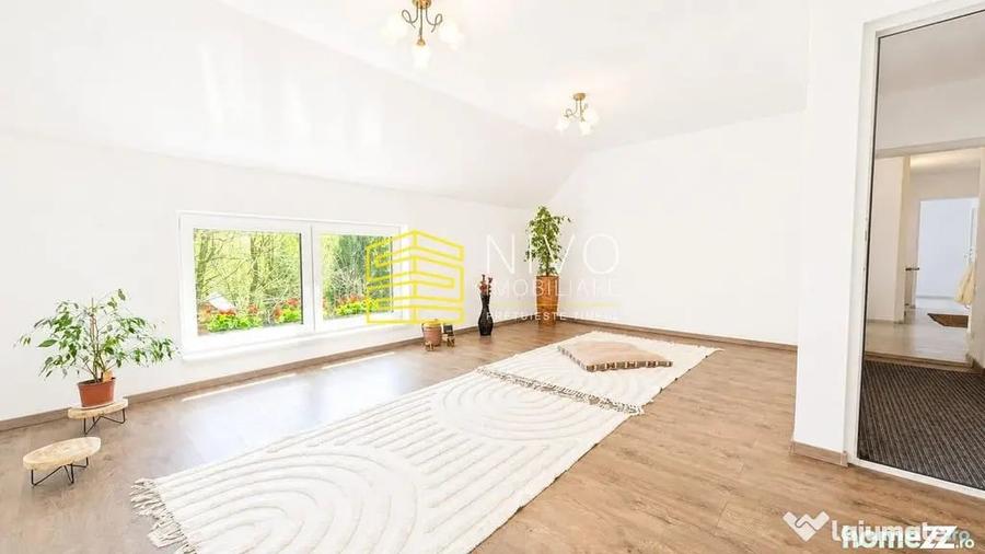 Casă cu 5 camere cu Teren 1007 Mp în Praid