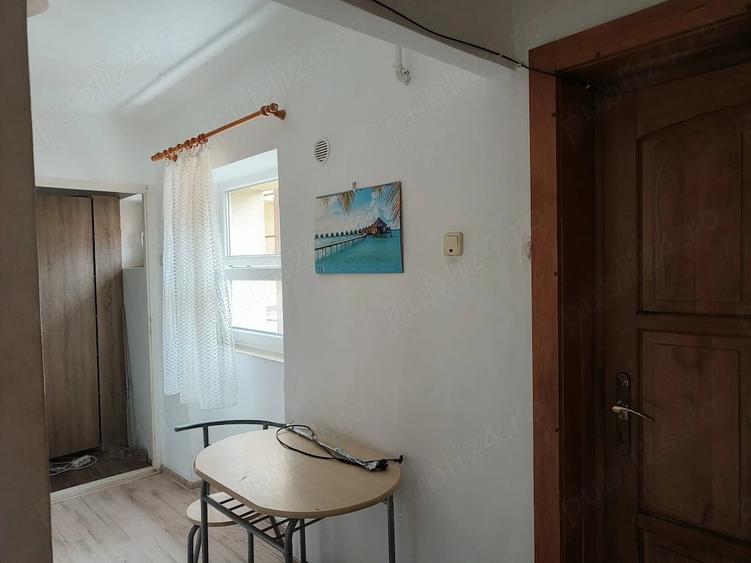 Apartament cu 2 camere decomandat în Semicentral
