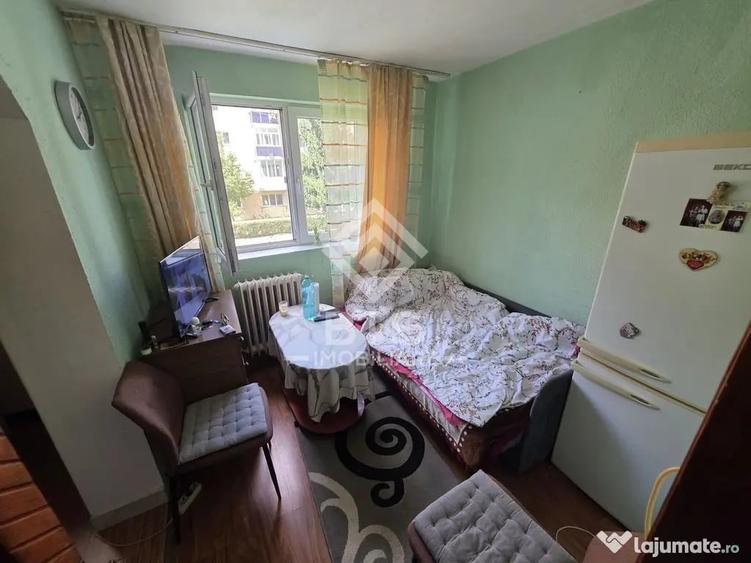 VANZARE APARTAMENT- ZONA DECEBAL ETAJ 1 - 3