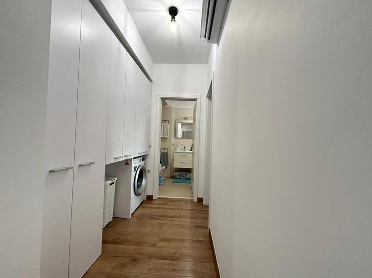 Apartament cu 3 camere decomandat, mobilat în Cug