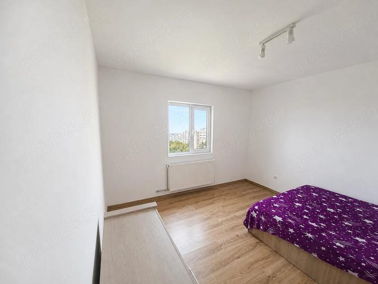 Apartament cu 3 camere decomandat în Soarelui